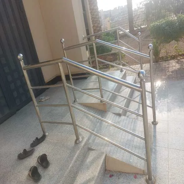 حداد درابزين استيل